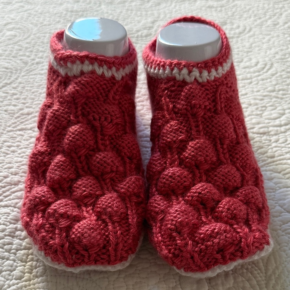 Hand-Knit Women’s Pink Bootie Slippers OS